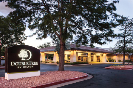 DoubleTree by Hilton Hotel Colorado Springs Photo