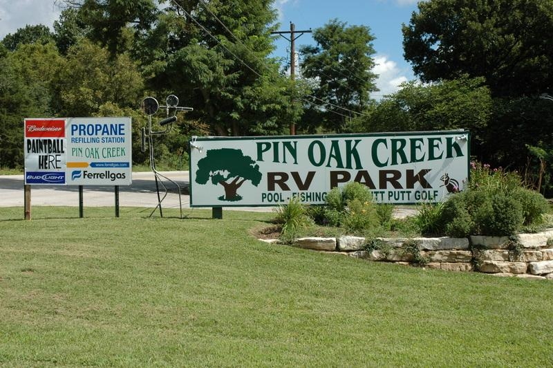 Pin Oak Creek RV Park and Paintball, 1302 Highway At, Villa Ridge, MO