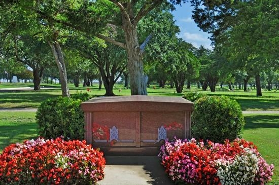 laurel land funeral home and cemetery in dallas tx 75232 laurel land funeral home and cemetery in dallas tx 75232
