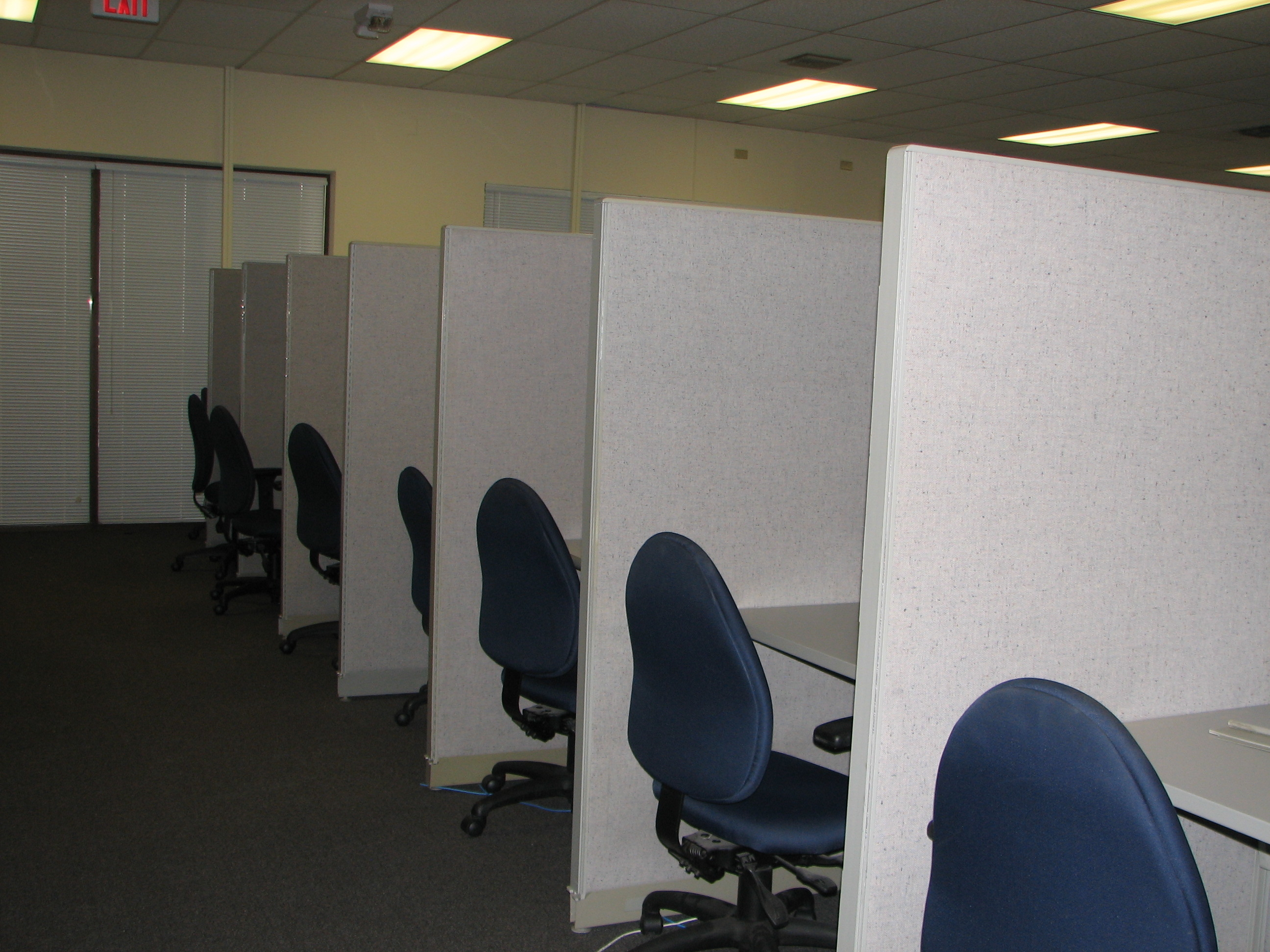 LJ Office Furniture - Pompano Beach, FL 33068 - PennySaverUSA
