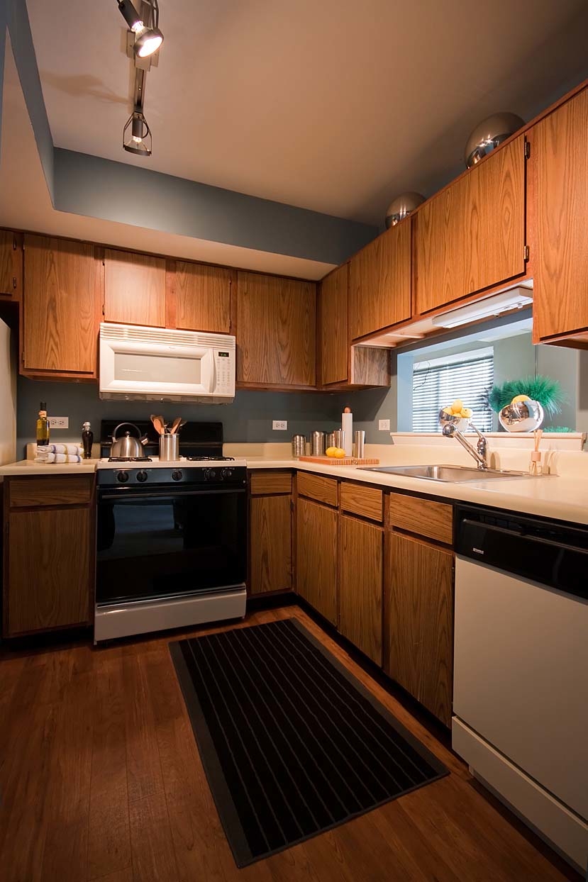 Village Green at Arlington Club, 1533 Baldwin Ct, Wheeling, IL MapQuest