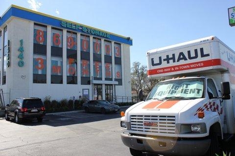 North Loop Self Storage Photo