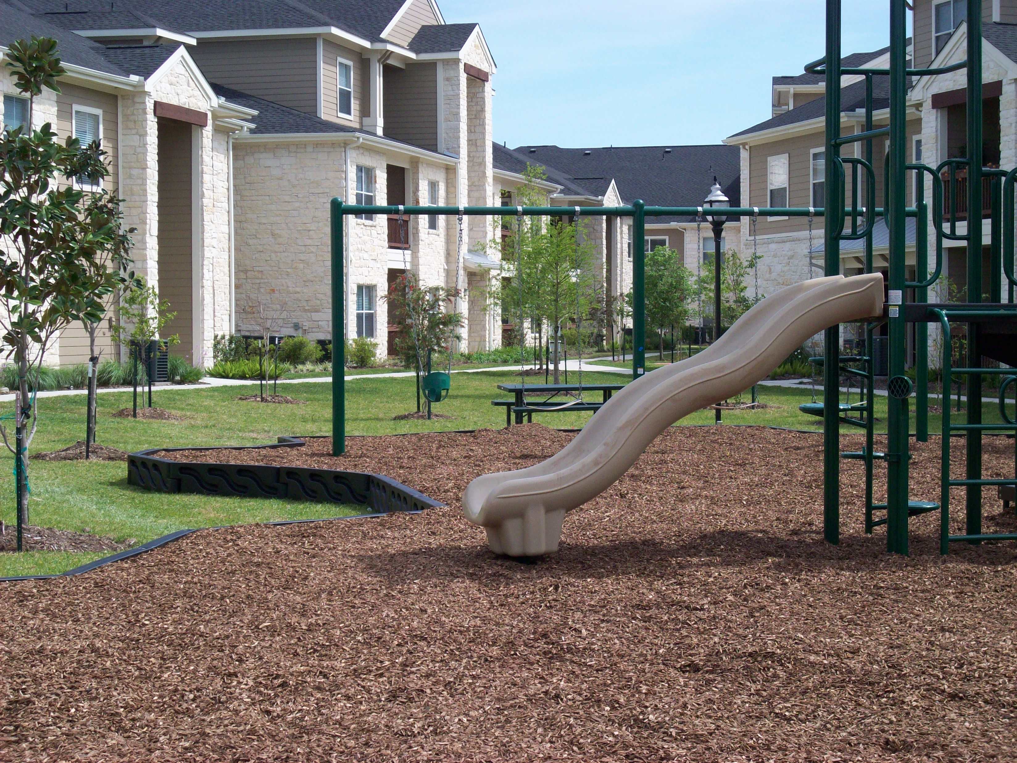 Oak Park Trails Apartments in Katy, TX Photo