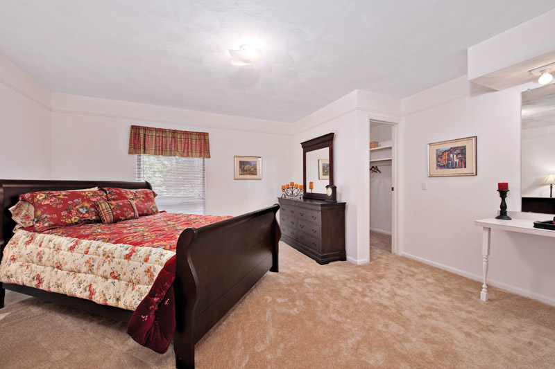 Oak Park Village Apartments, 900 Long Blvd, Lansing, MI MapQuest