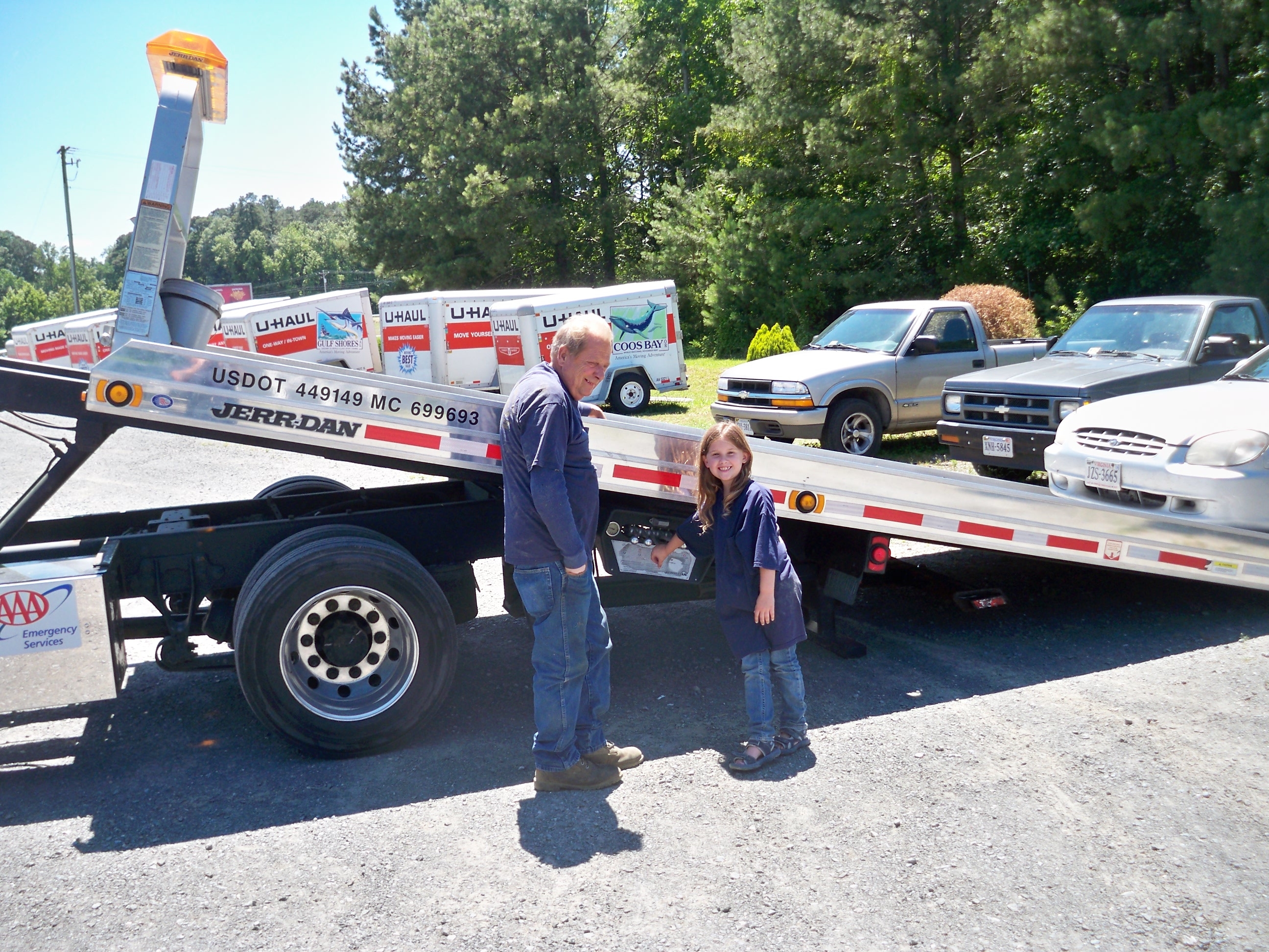 Hensler's Auto Center Photo