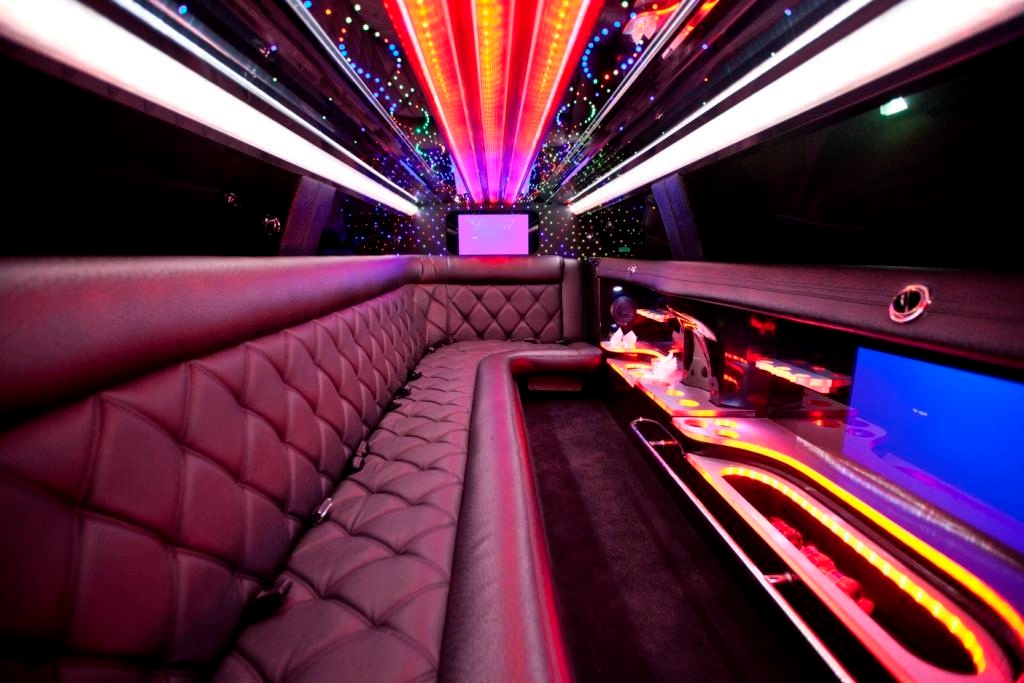 United Limousine & Charter Photo