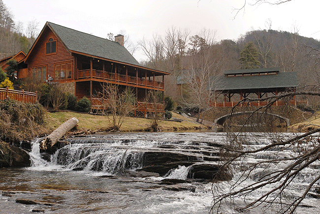 Fireside Chalet & Cabin Rentals - Pigeon Forge, TN