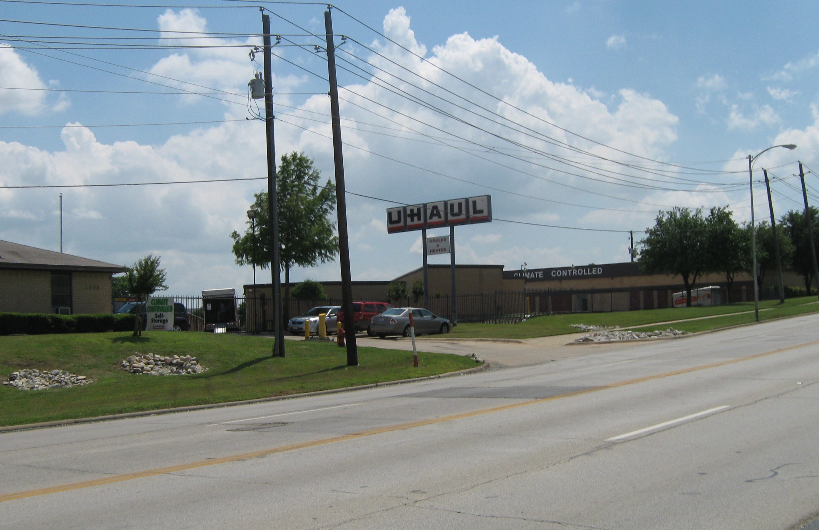 UHaul Moving & Storage of Grand Prairie, 2455 W Tarrant Rd, Grand