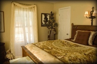 River Rock Bed and Breakfast Cottages