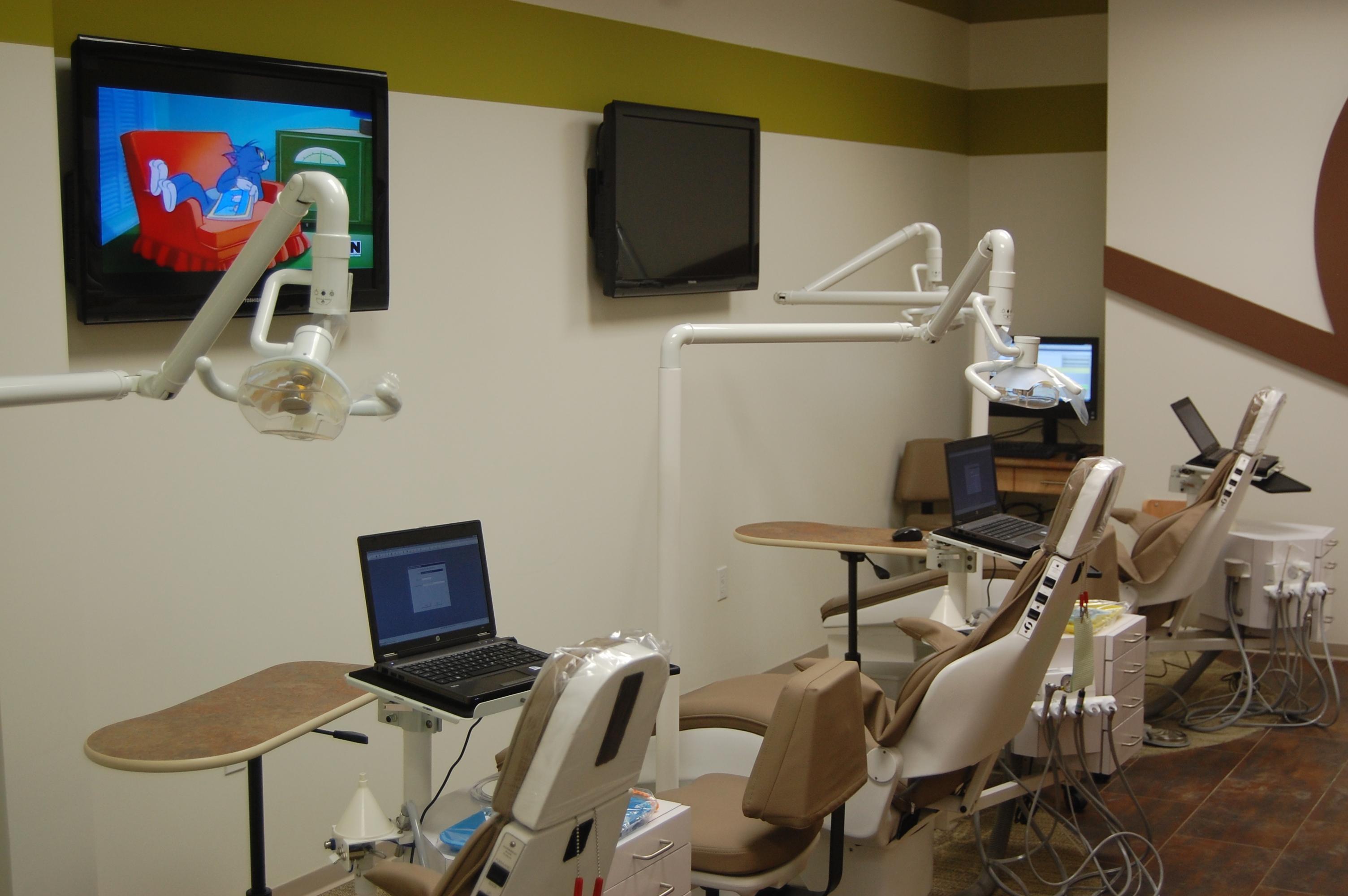 My Kid's Dentist & Orthodontics Photo