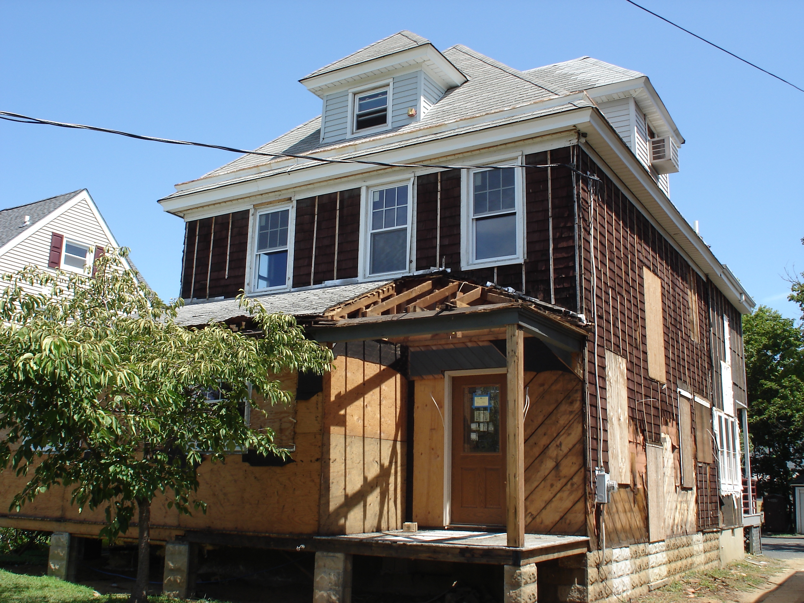 Banner Exteriors Photo