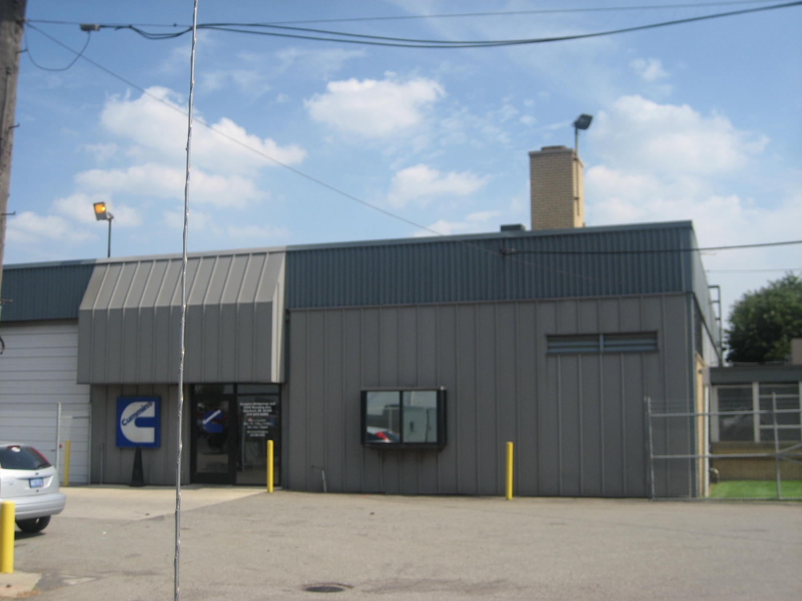 Cummins Bridgeway Dearborn Service Center, 3760 Wyoming Ave, Dearborn