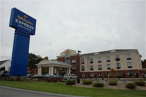 Holiday Inn Express & Suites Manchester-Airport in Manchester, NH | Whitepages