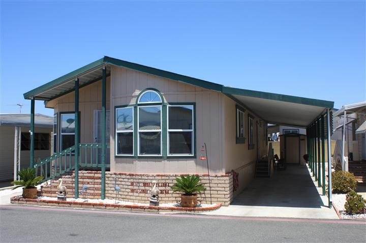 Blue Carpet Manufactured Homes Photo