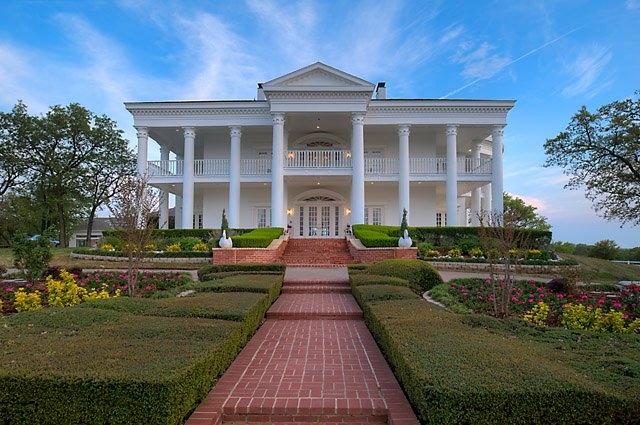 Lone Star Mansion - Burleson, TX