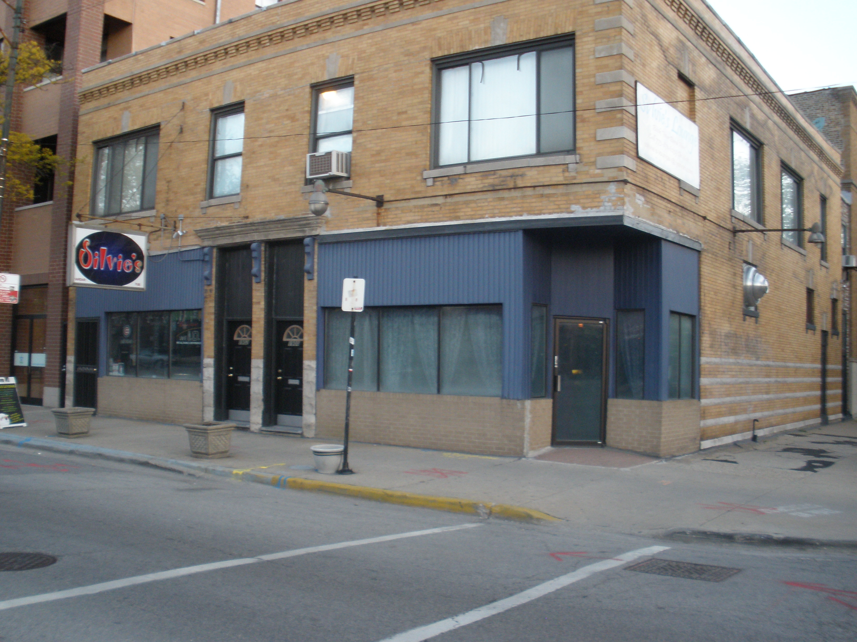 Silvie's Lounge - CLOSED, 1902 W Irving Park Rd, Chicago, IL Silvie's Lounge - CLOSED, 1902 W Irving Park Rd, Chicago, IL