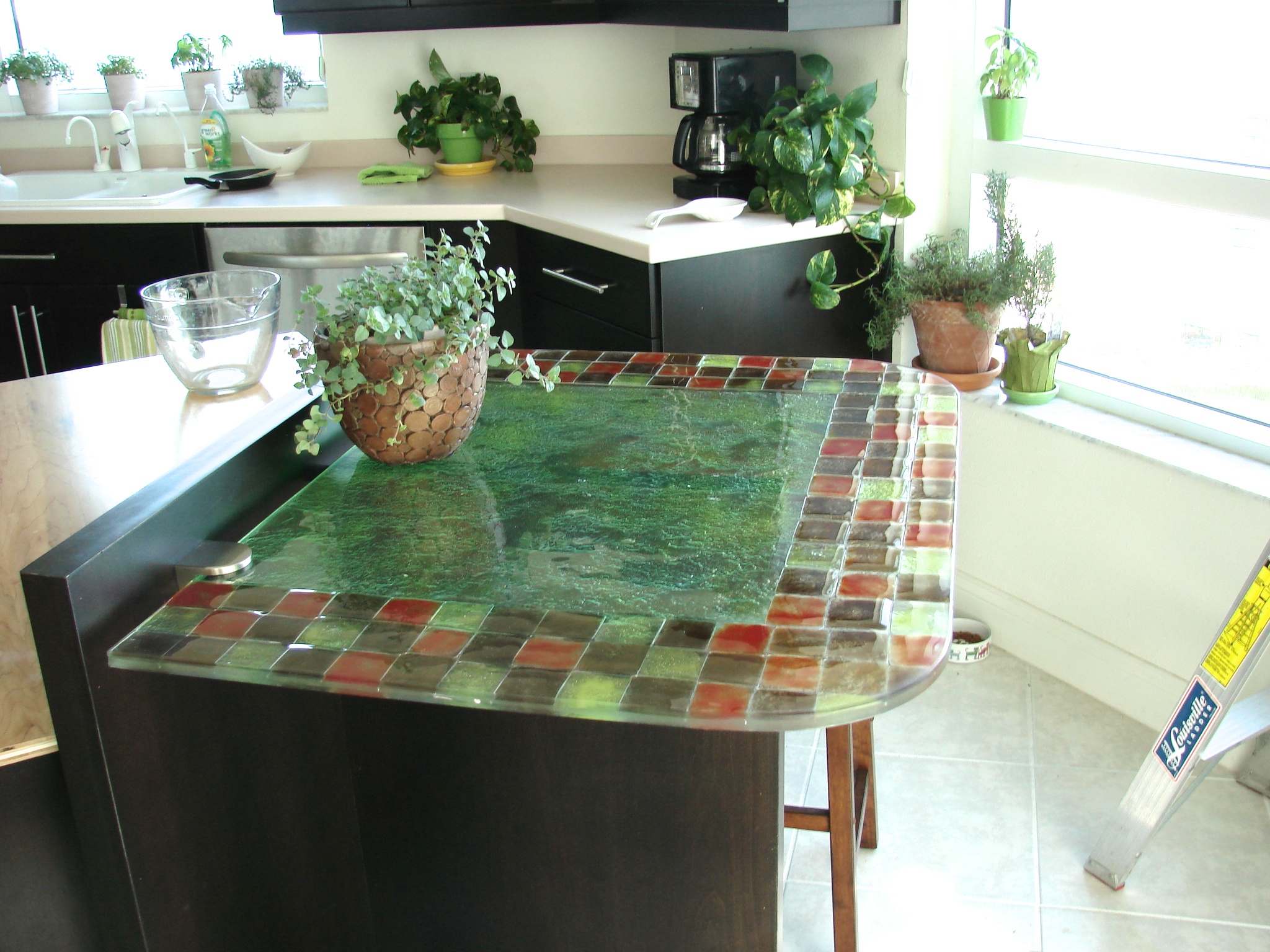 Largo Glass Inc - classified ad