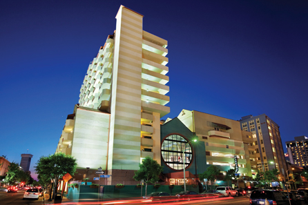 Sugarhouse casino hours of operation