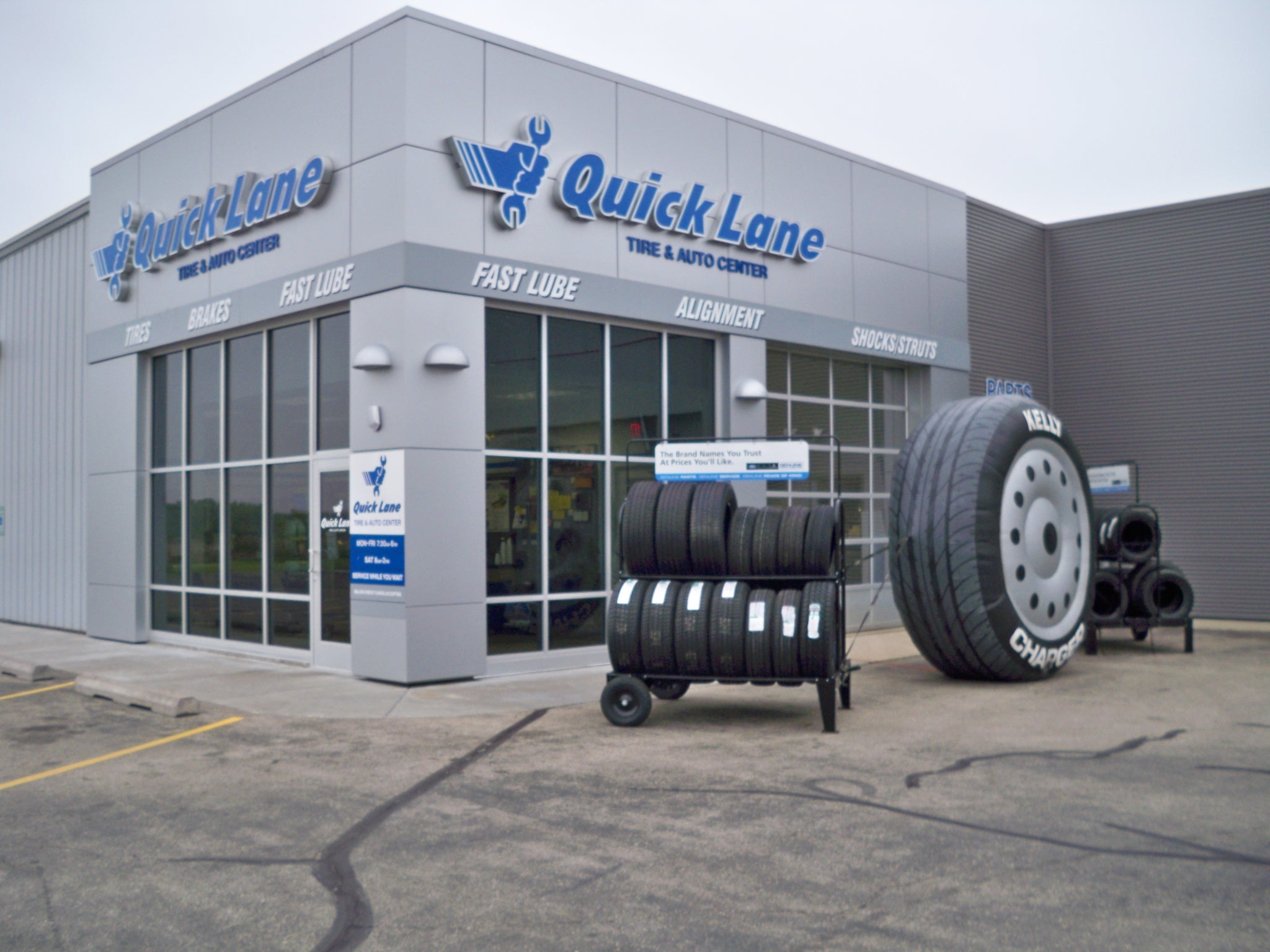 Grinwald Ford, 101 Hwy 16 Frontage Rd, Watertown, WI, Auto Repair