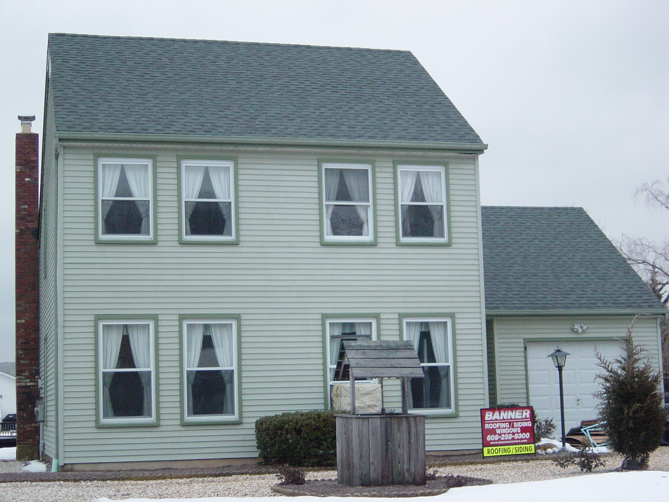 Banner Exteriors Photo