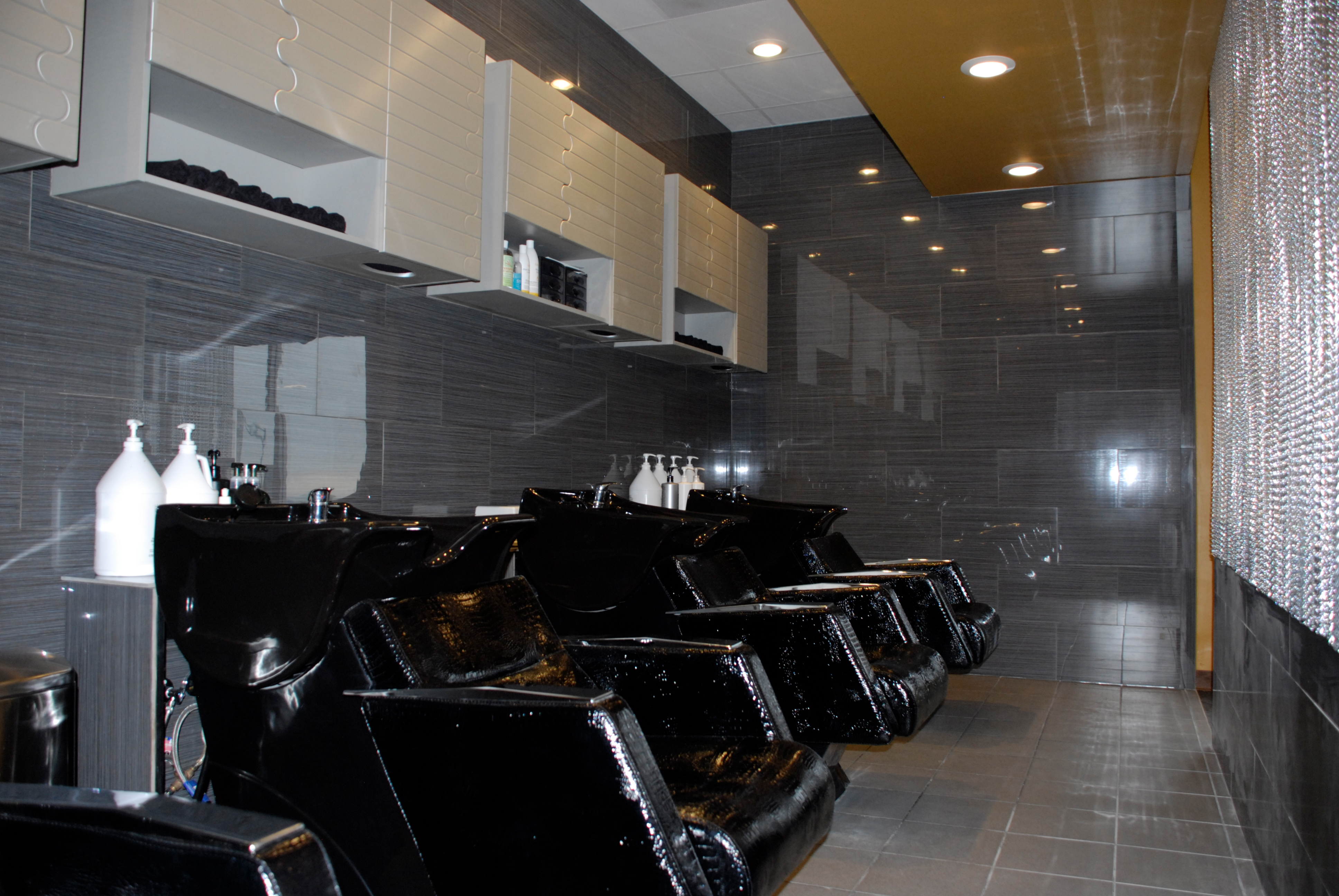 Avalon Hair Designs Photo