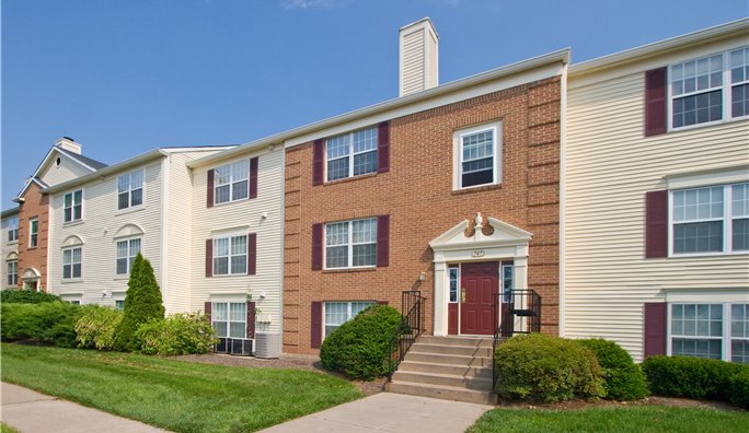 Terrific Curb Appeal!