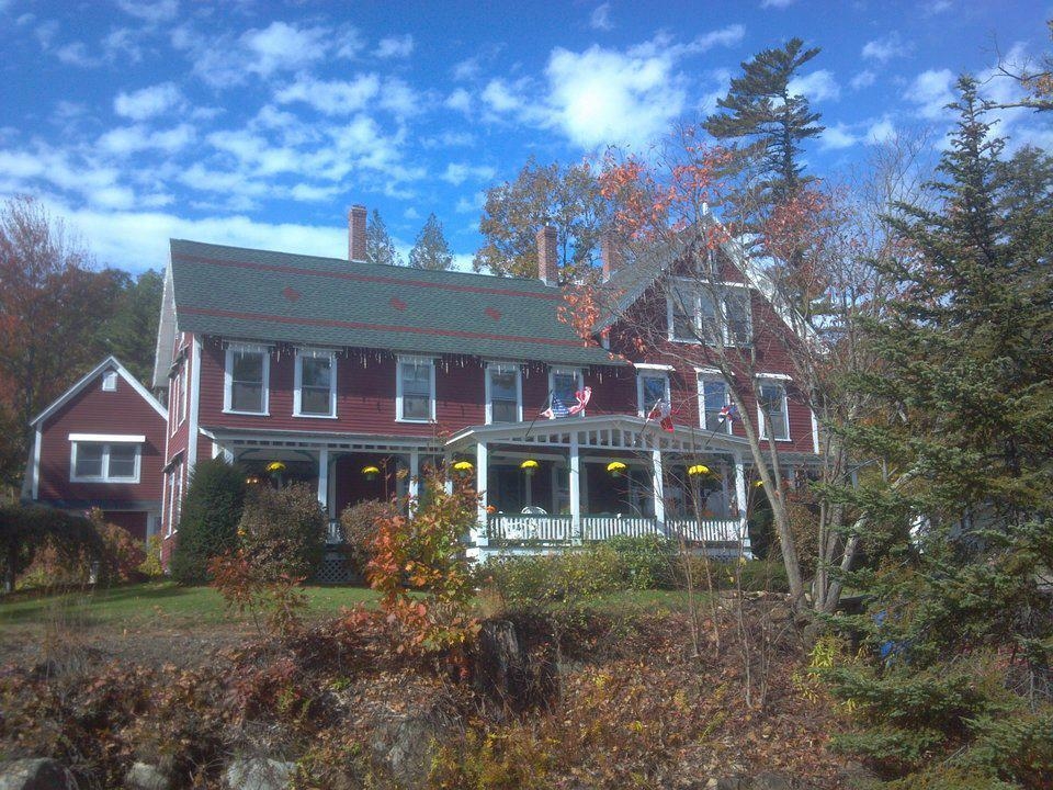 The Lake House at Ferry Point Inn CLOSED, 100 Lower Bay Rd