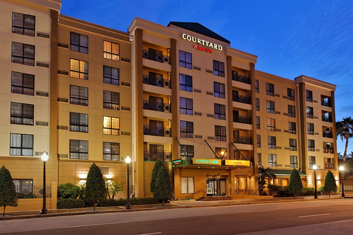 Hotels & Motels in FL Tampa 33602 Courtyard Tampa Downtown 102 East Cass Street (813)229-1100