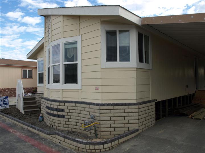 Blue Carpet Manufactured Homes Photo