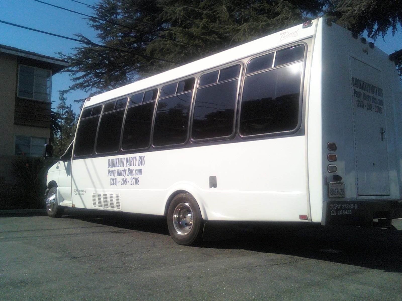 LA Happy Hours Party Bus - Van Nuys, CA
