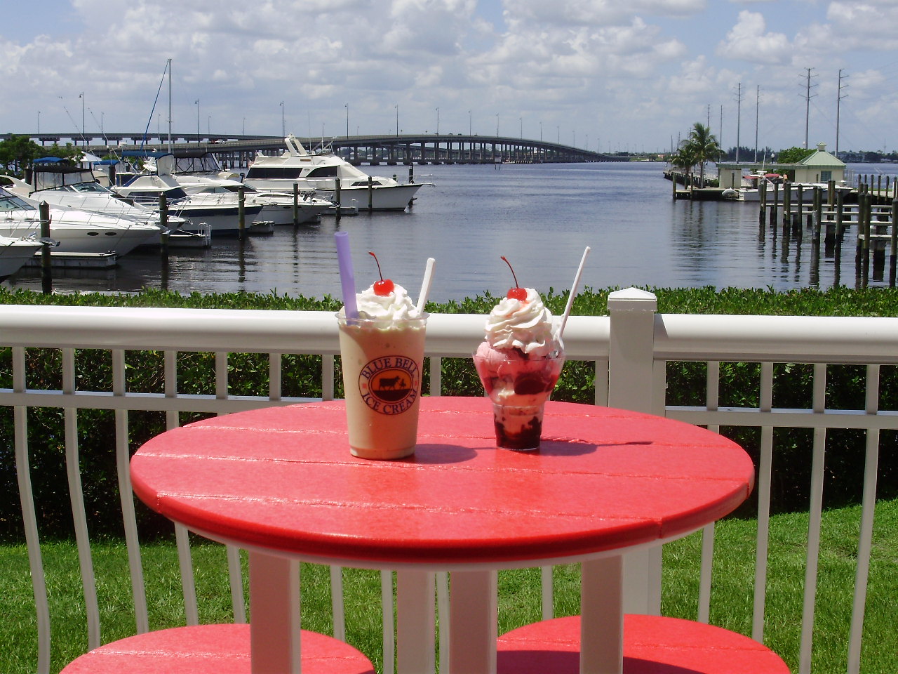 Harborwalk Scoops & Bites, 150 Laishley Ct, Unit 1111, Punta Gorda, FL