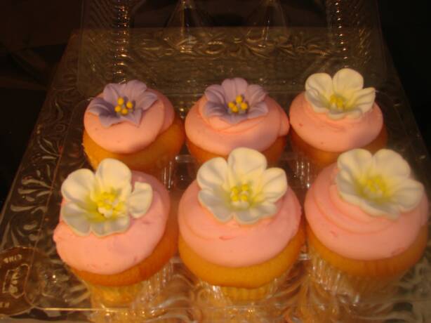 Cakes by Design Edible Art - North Andover, MA