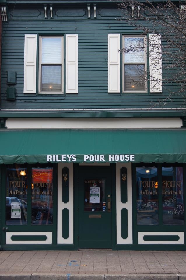 RILEY'S POUR HOUSE, 215 E Main St, Carnegie, PA MapQuest