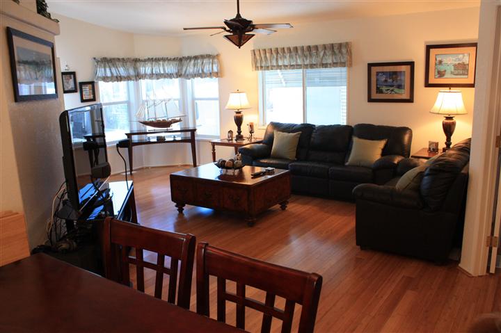 Blue Carpet Manufactured Homes Photo