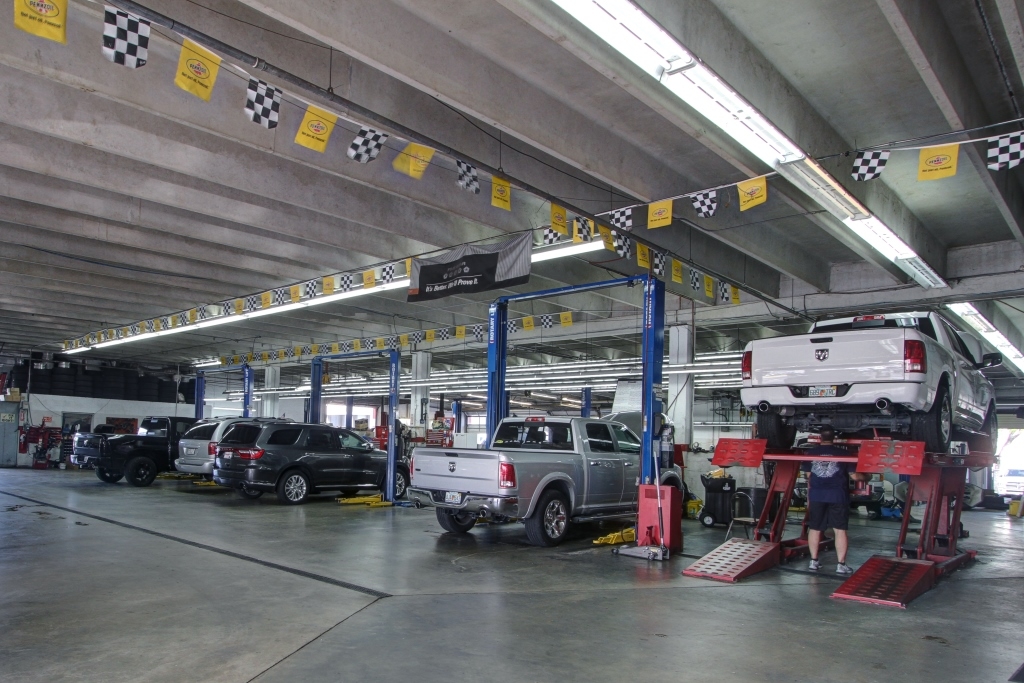 University Dodge Ram Photo