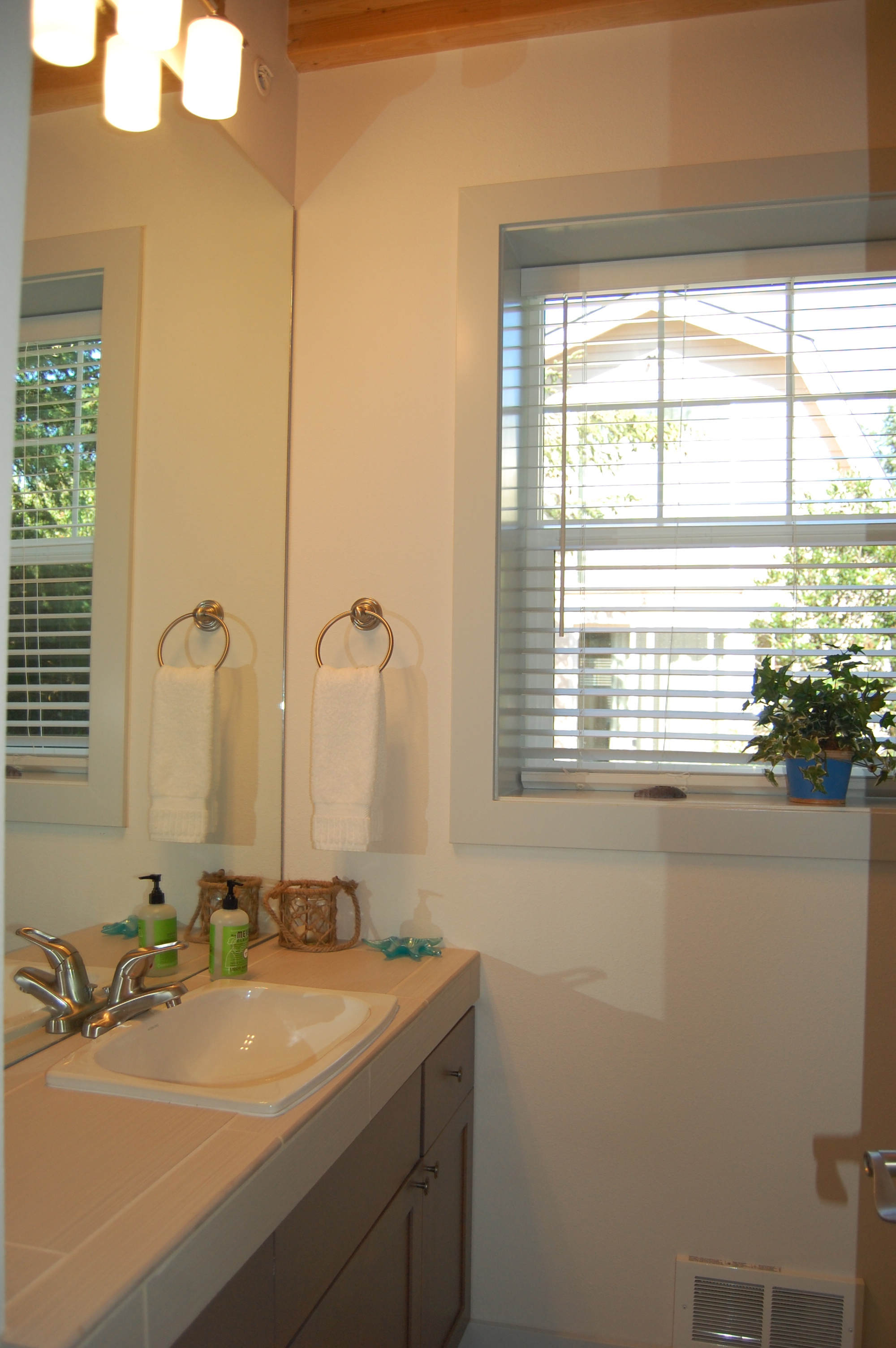 Laurie Christian Vacation Rentals Image