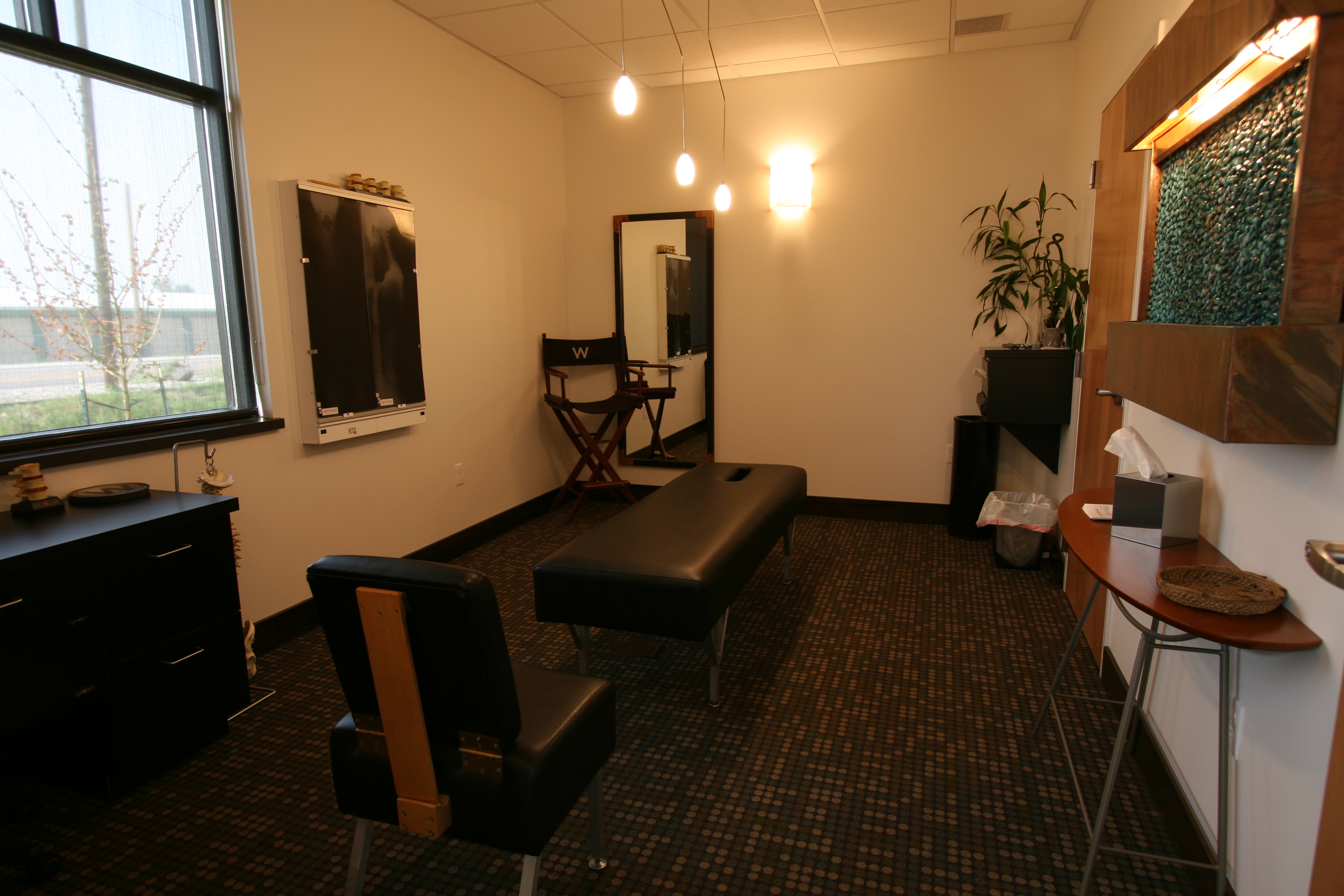 W Chiropractic Photo