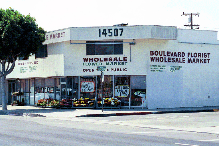 Boulevard Florist Wholesale Market, 14507 Hawthorne Blvd, Lawndale, CA
