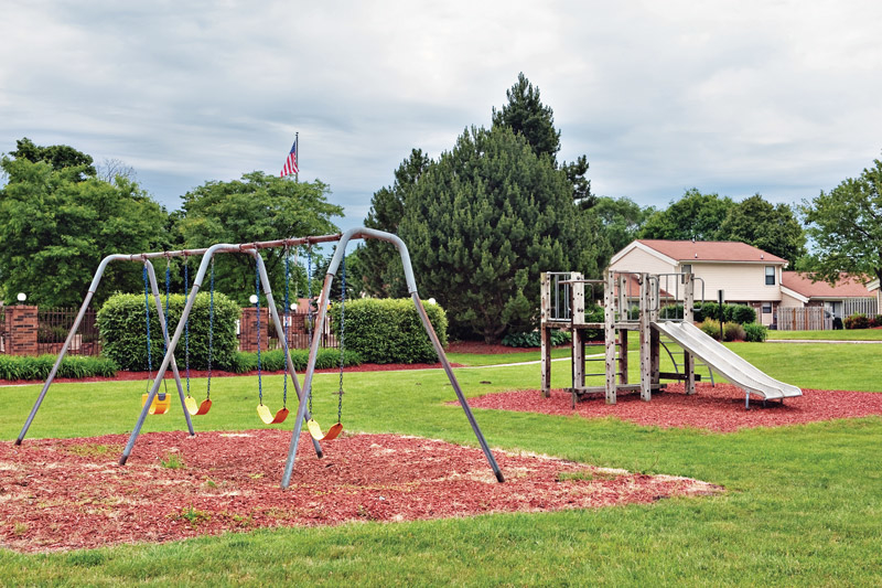 Oak Park Village Apartments, 900 Long Blvd, Lansing, MI MapQuest