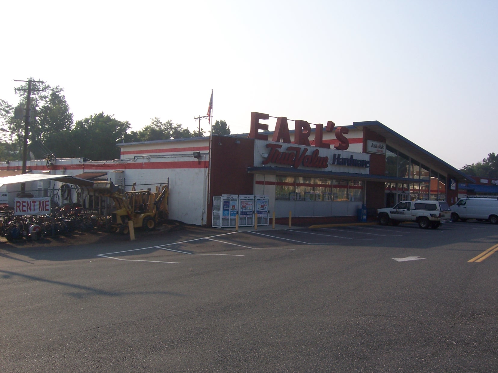 Earls True Value Fredericksburg Va