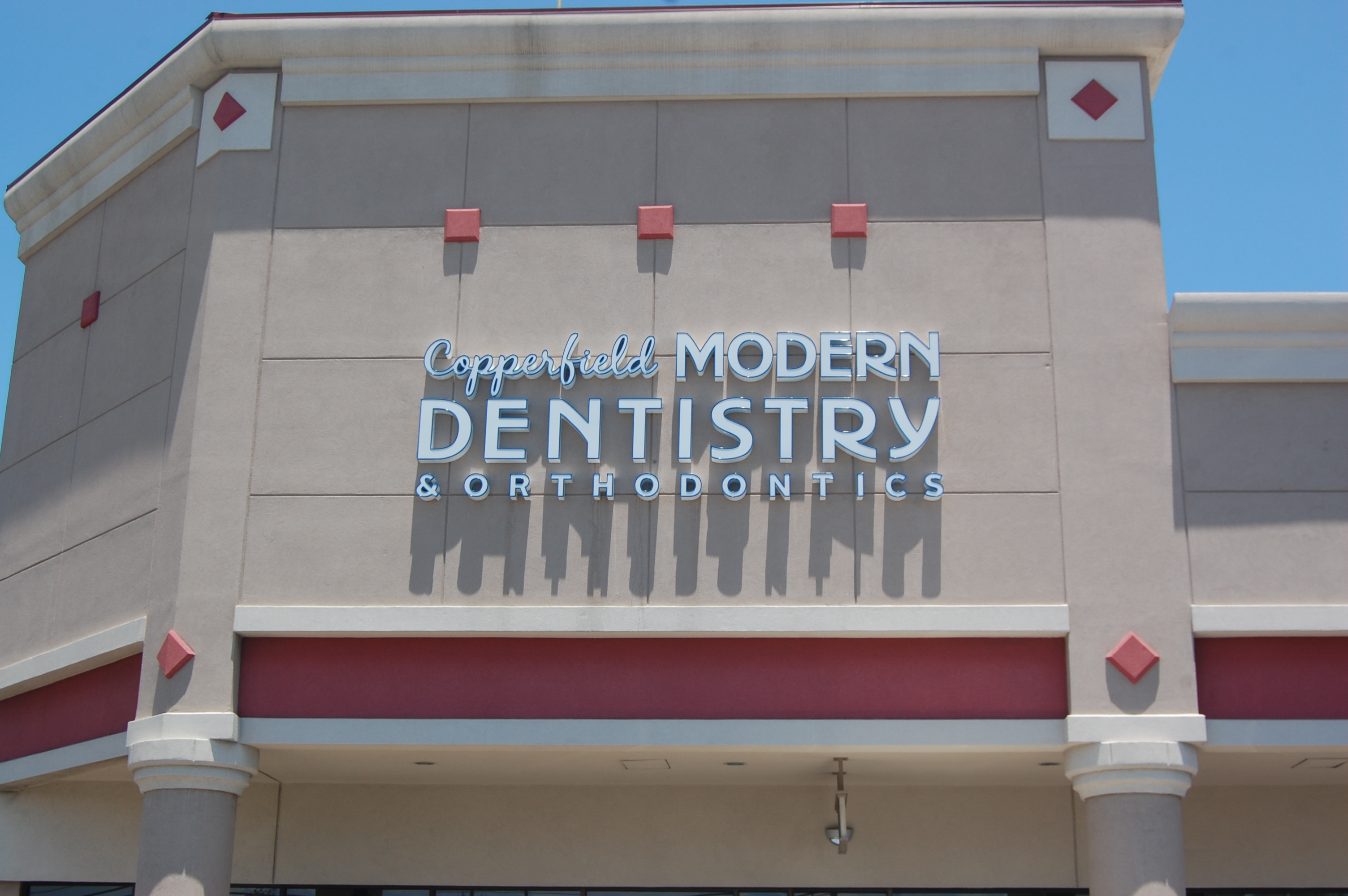 Copperfield Modern Dentistry Photo