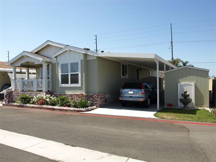 Blue Carpet Manufactured Homes Photo