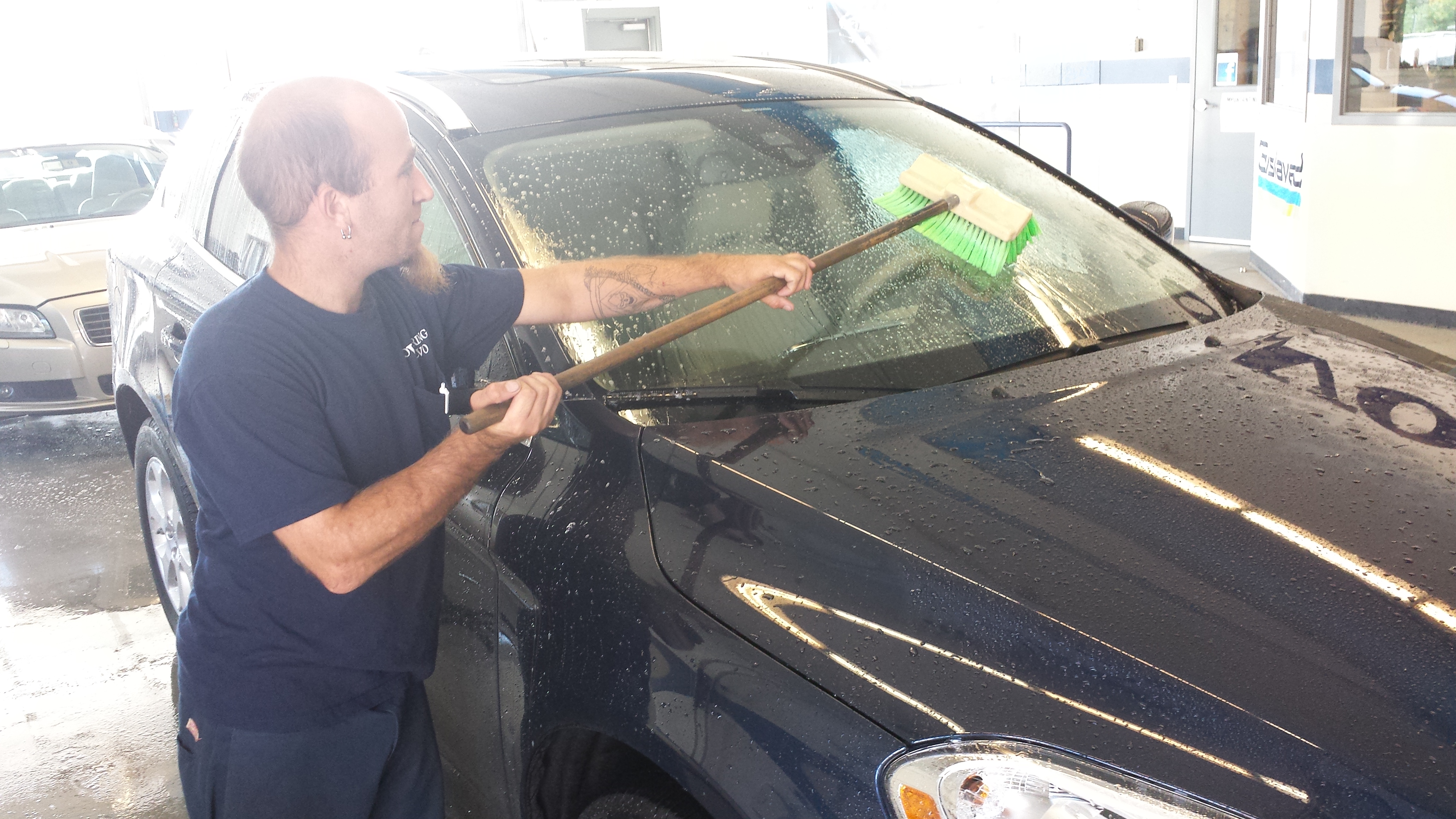 Lovering Volvo Cars Nashua in Nashua, NH 03060 ...