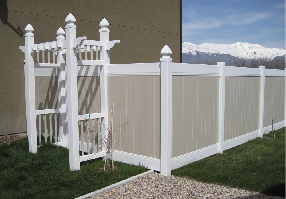 Stonehenge Fence & Deck Photo