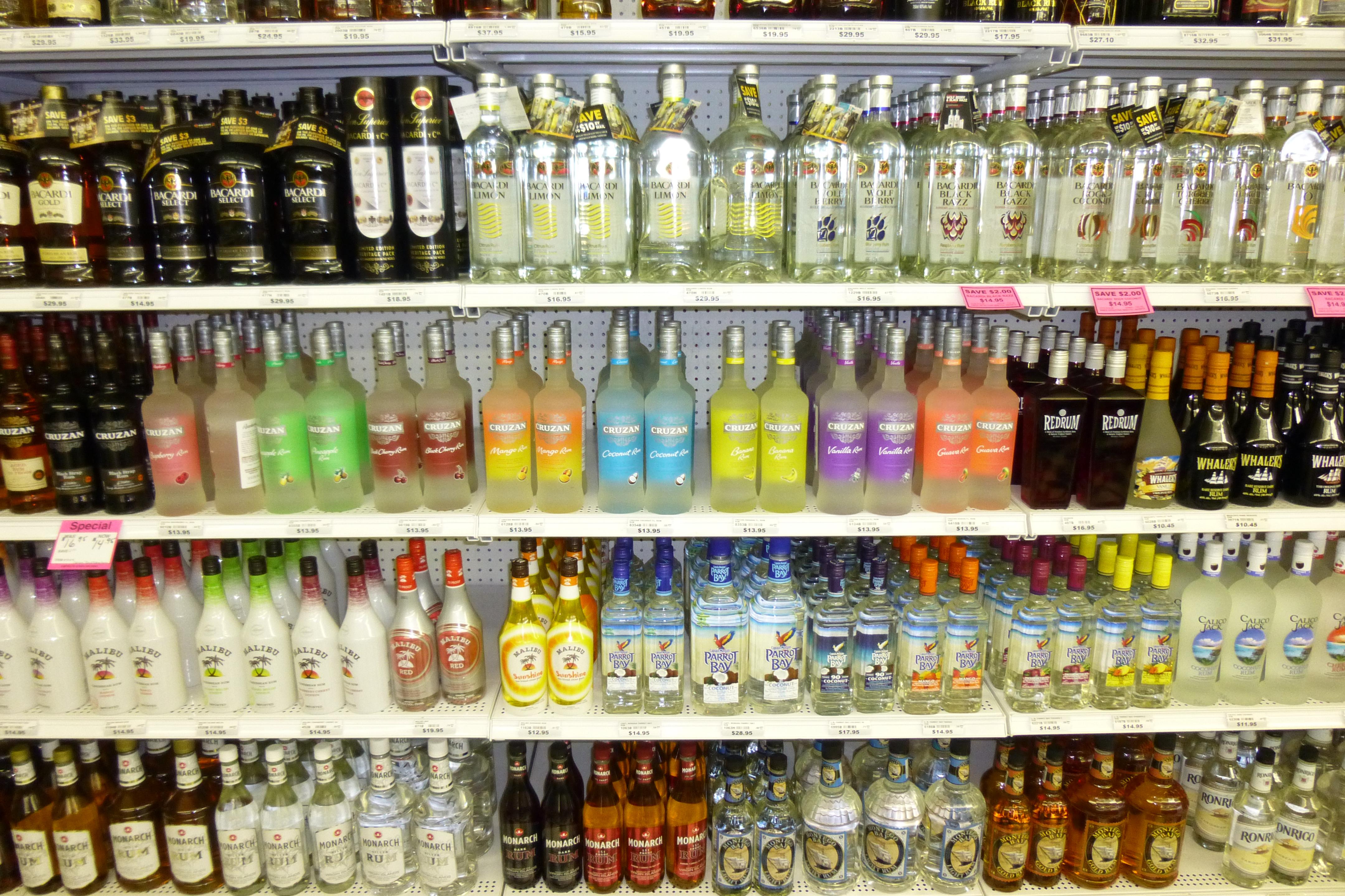 Washington St. Liquor Store/Deb's Mixers, 575 SW Washington Ave