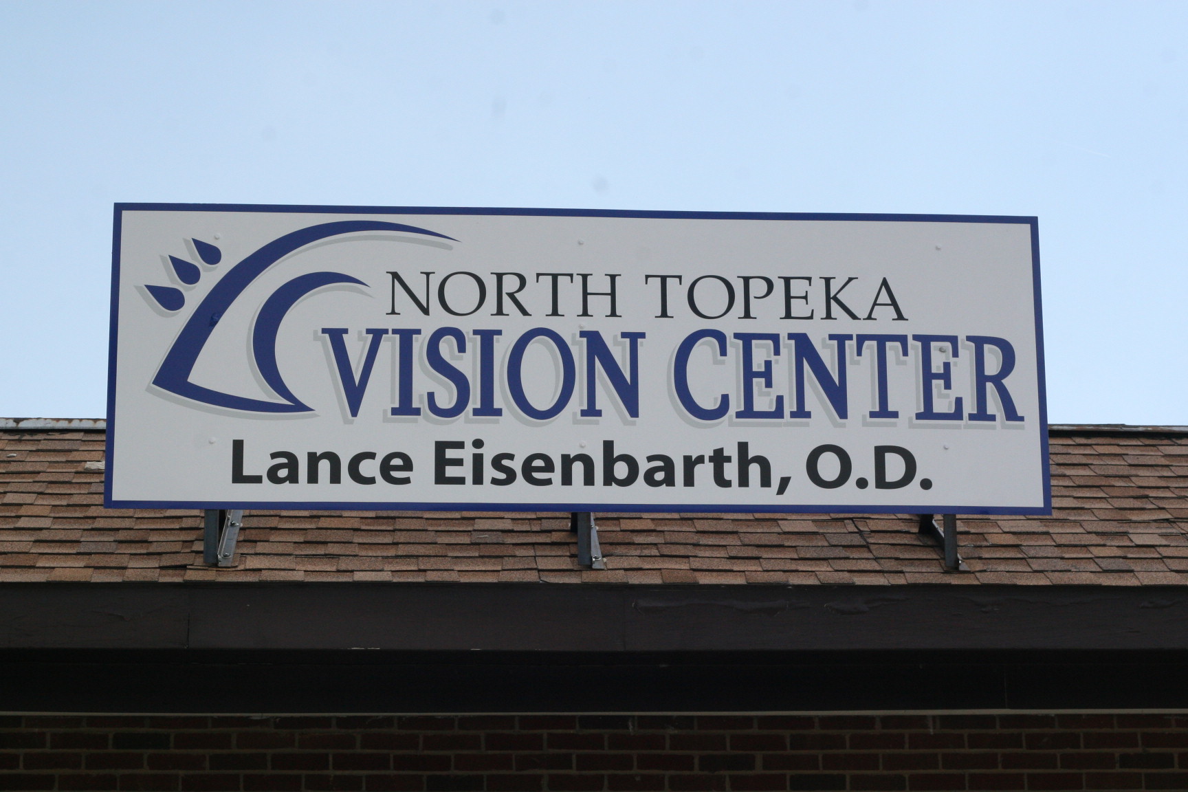 North Topeka Vision Center Dr. Lance Eisenbarth, 403 NW Lyman Rd