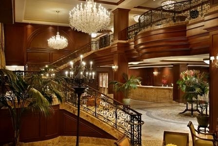 Hotels San Francisco Located in Downtown San Francisco, this hotel is within a minute walk of Westfield San Francisco Centre and Asian Art Museum of San Francisco. Lombard Street and San Francisco Museum of Modern Art are also within 1 mi (2 km). Powell St. Station is .