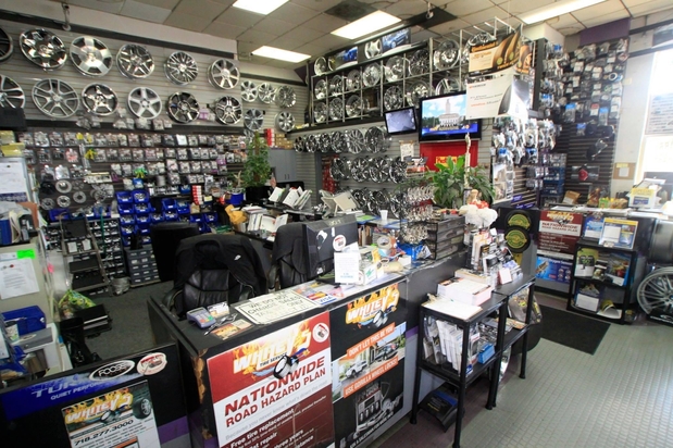 Images Whitey's Tire Service