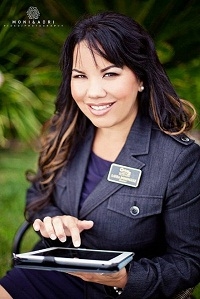 Laura F. Dominguez Realtor/ Mobile Notary