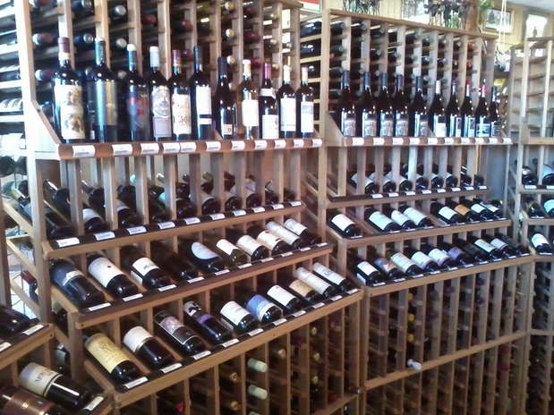 Images Owens Liquors